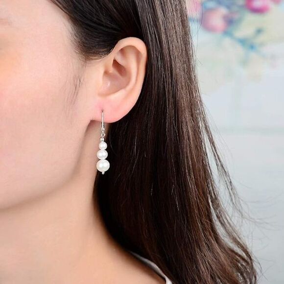 925 Sterling Silver Leverback Freshwater Pearls Earrings 3 Pearl Drop Dangle - Picture 2 of 3